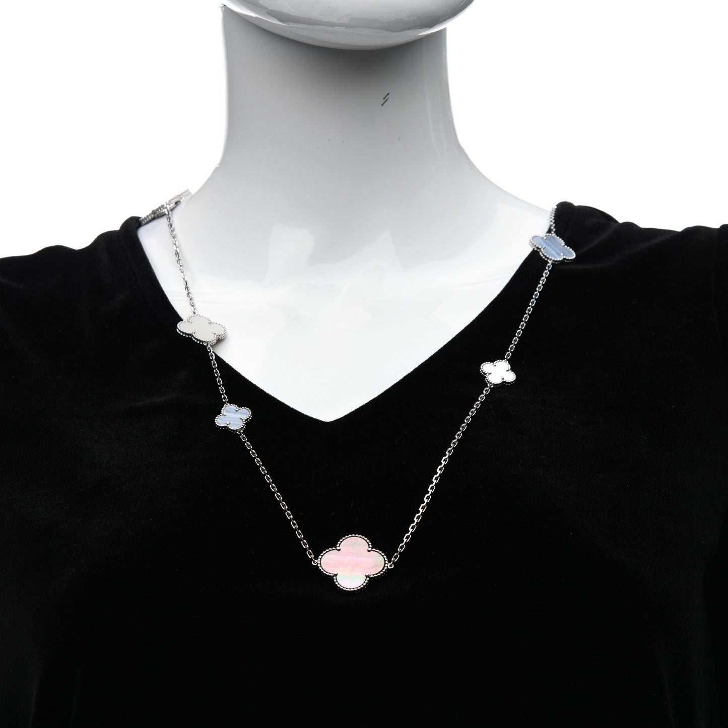 18K White Gold Mother of Pearl Chalcedony 16 Motifs Magic Alhambra Necklace
