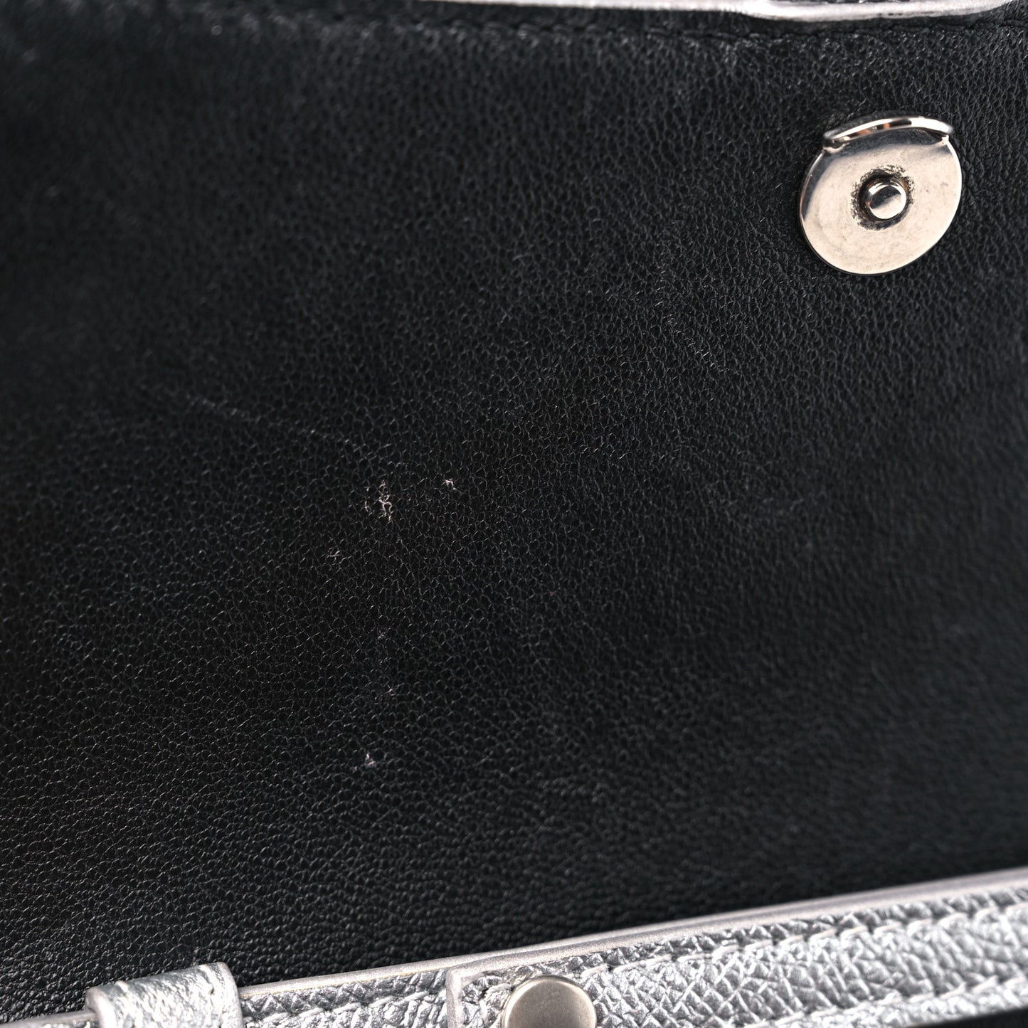 Metallic Grained Calfskin Hourglass Chain Bag Silver