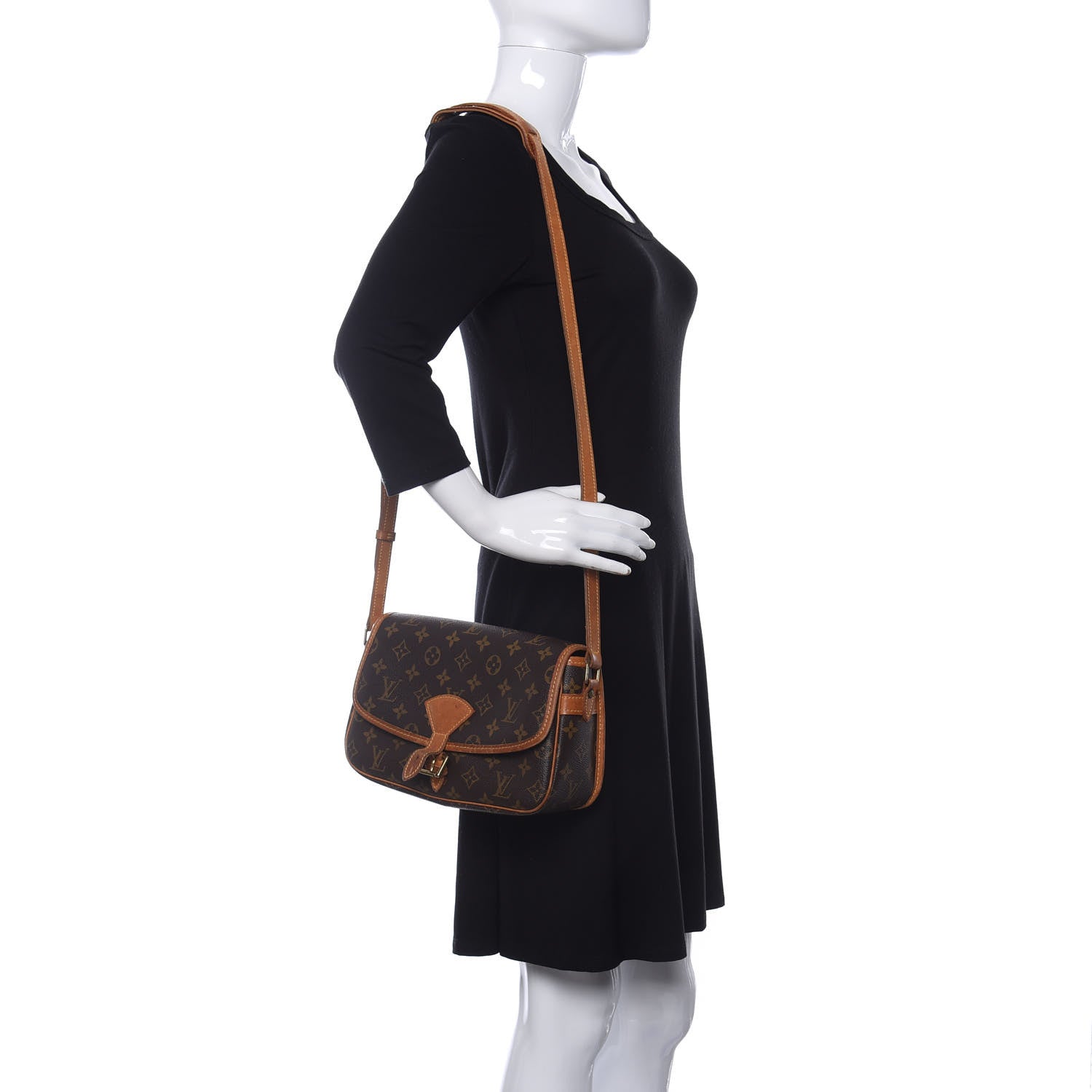 Louis Vuitton Monogram Sologne 2 of 9