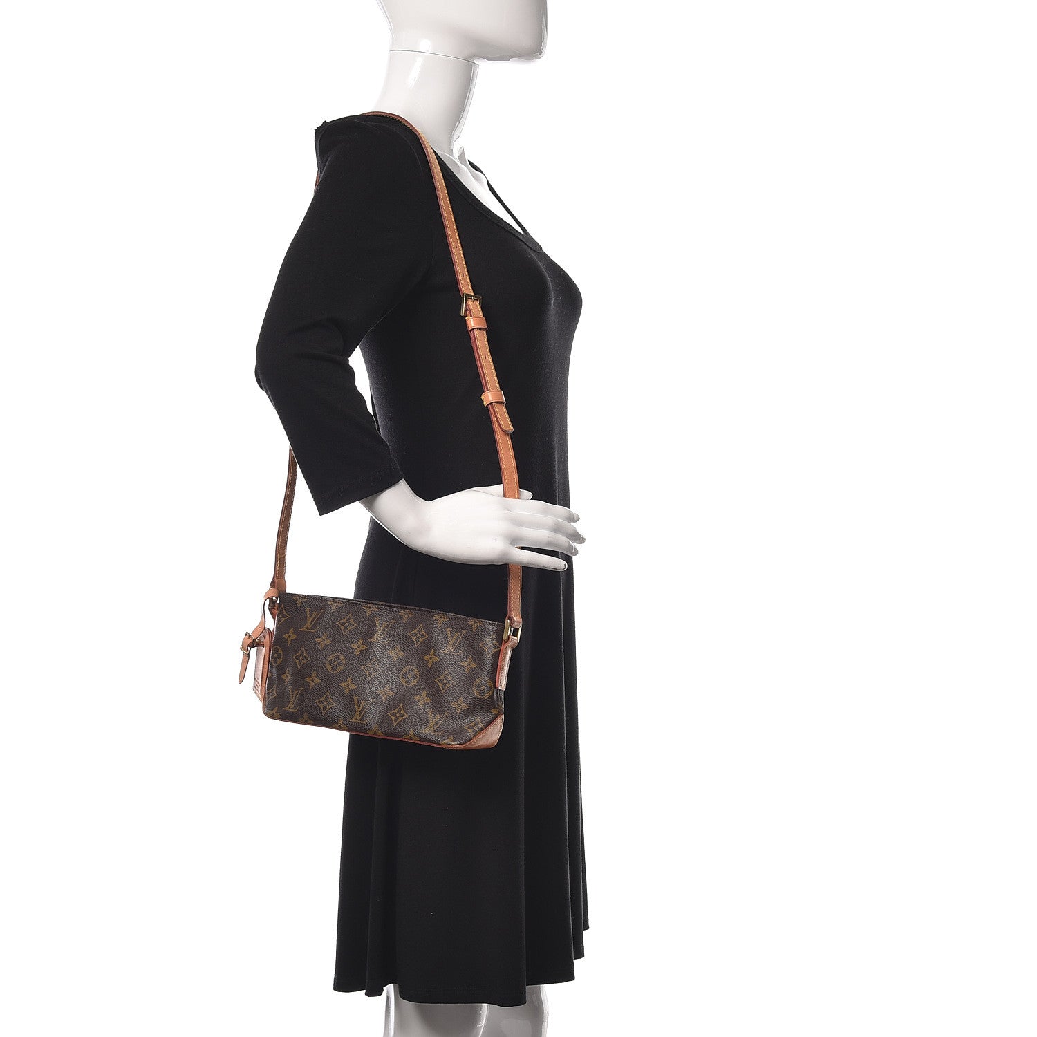 Louis Vuitton Monogram Trotteur 2 of 12