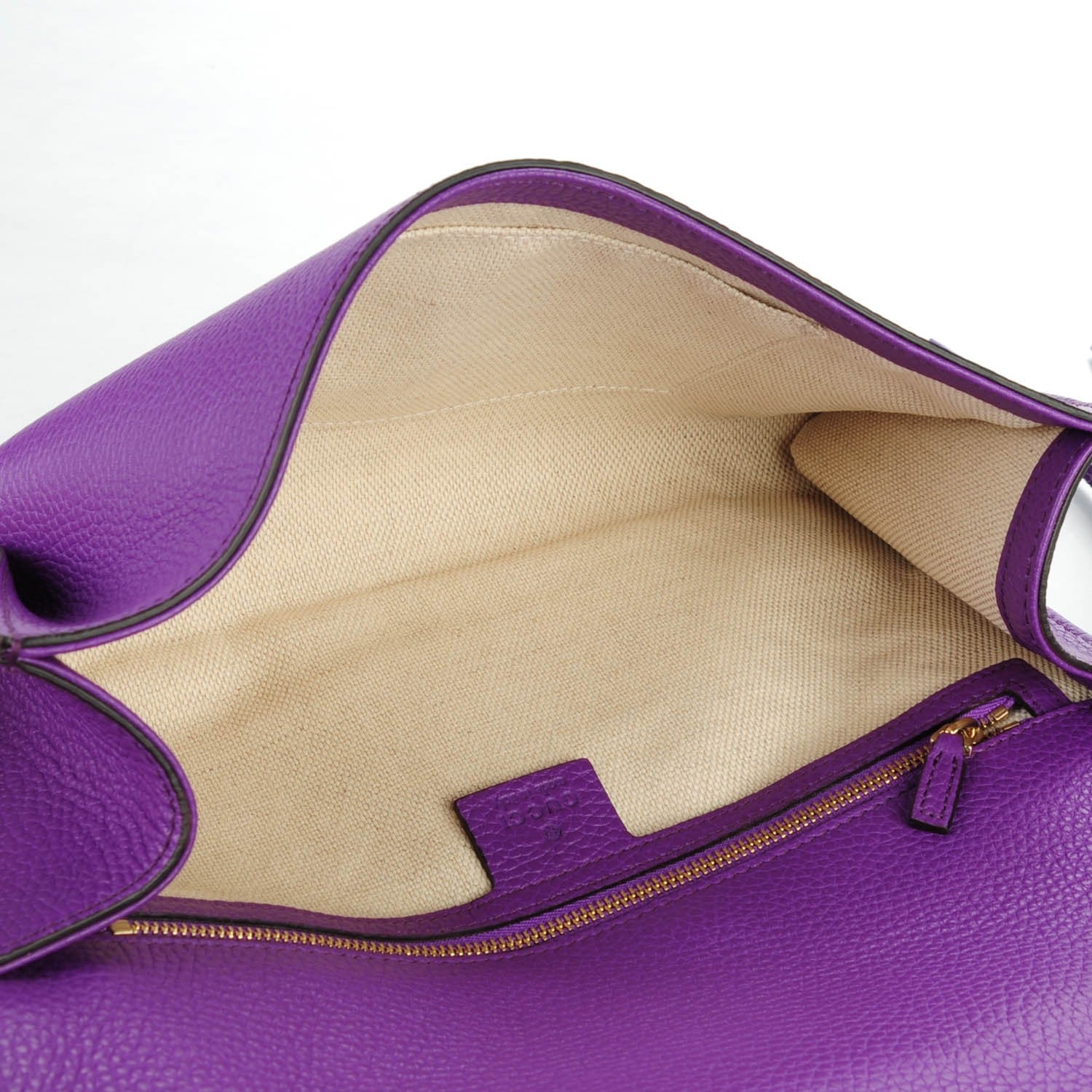 Gucci Pebbled Calfskin Medium Soho Clutch Shine Purple 5 of 7