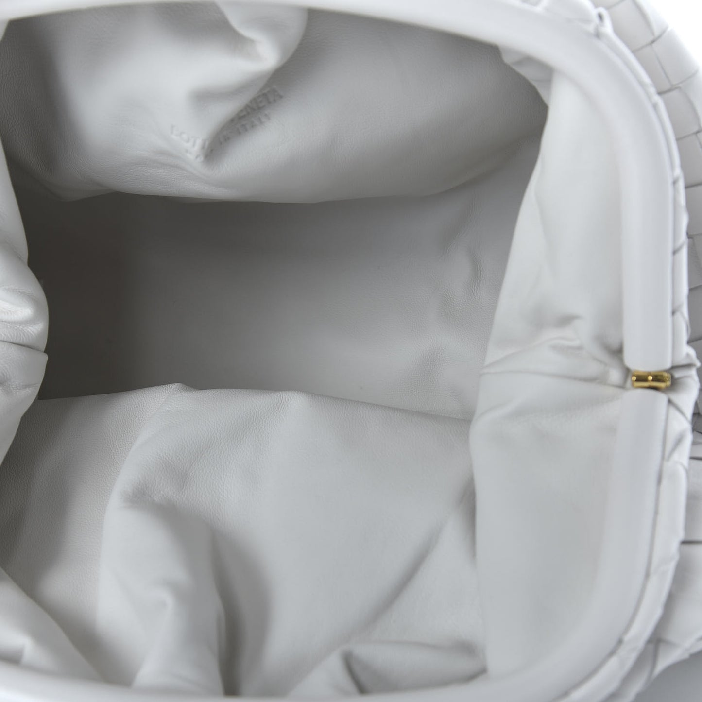 Nappa Maxi Intreccio The Pouch Oversized Clutch Plaster