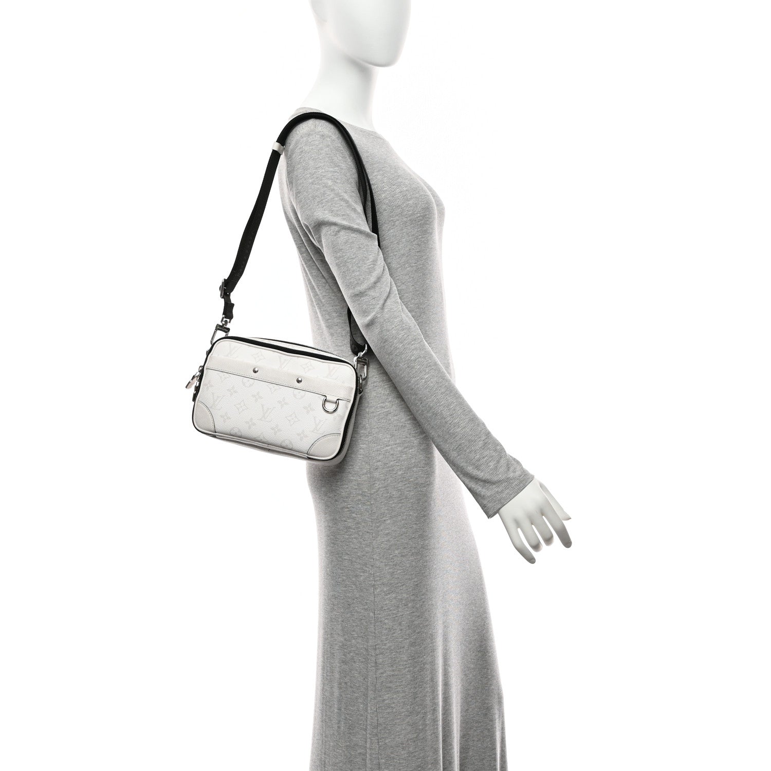 Louis Vuitton Taiga Monogram Alpha Messenger Optic White 2 of 10