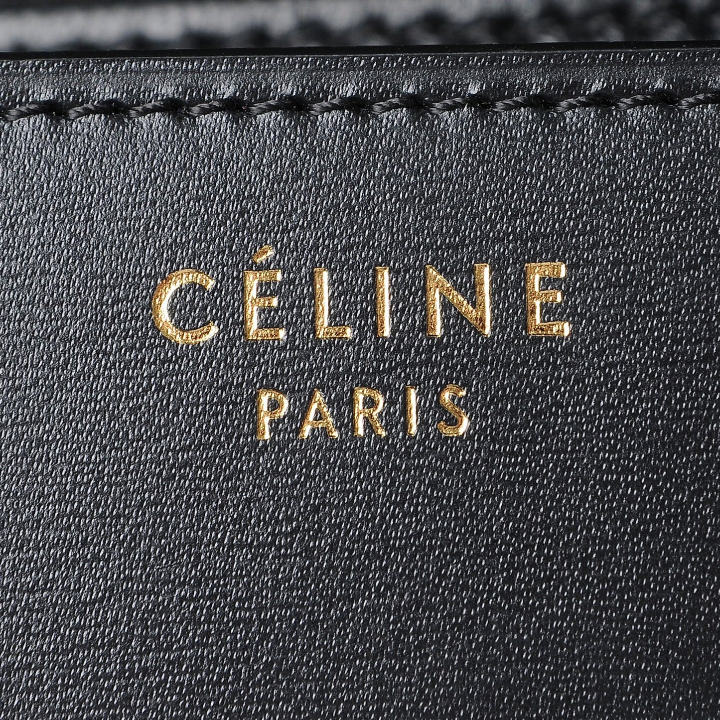 Box Calfskin Medium Classic Box Flap Bag Black