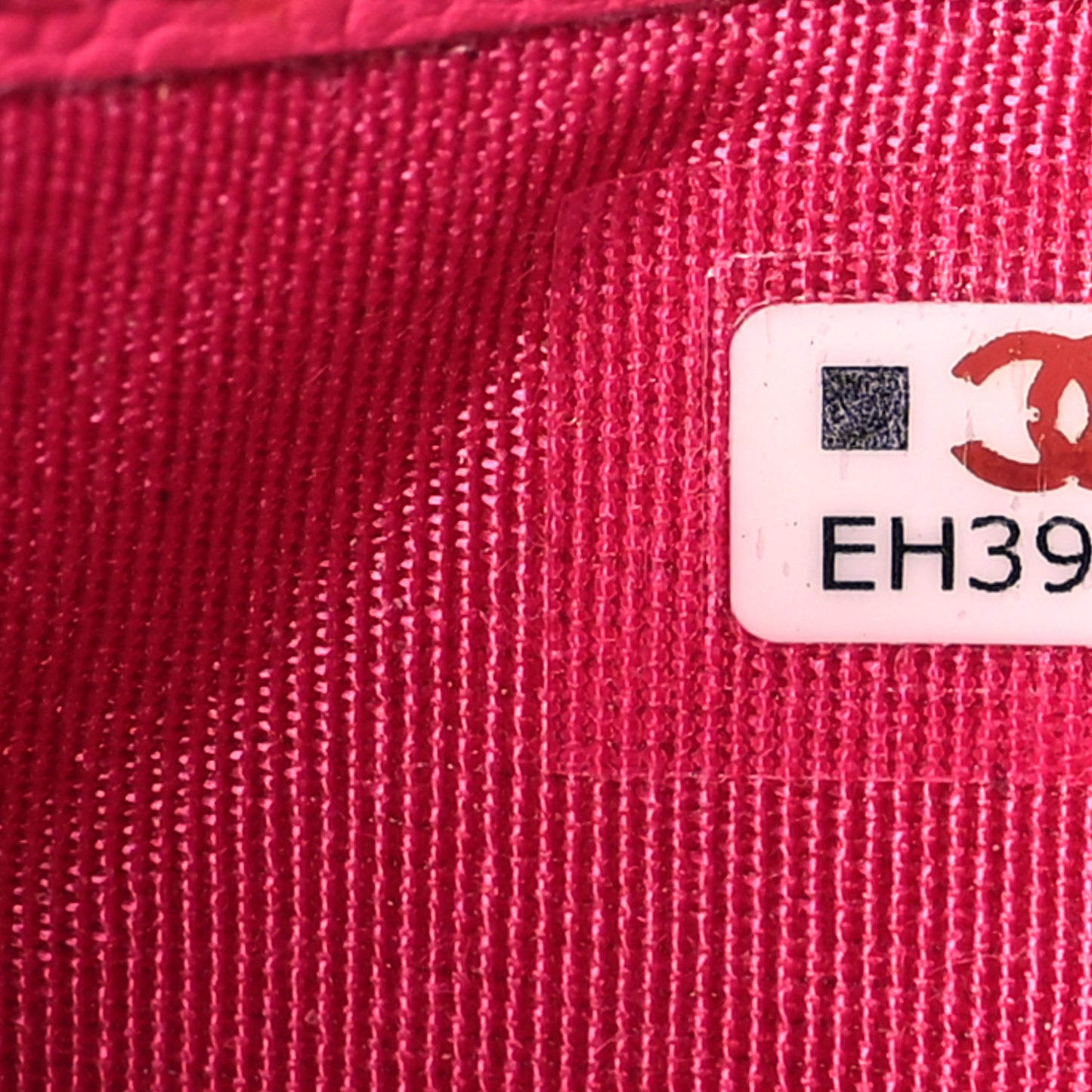 Caviar Quilted Card Holder Dark Pink