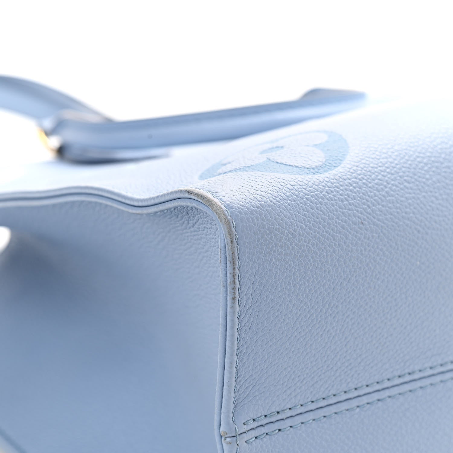 Louis Vuitton Empreinte Monogram Giant By The Pool Onthego MM Summer Blue 11 of 16