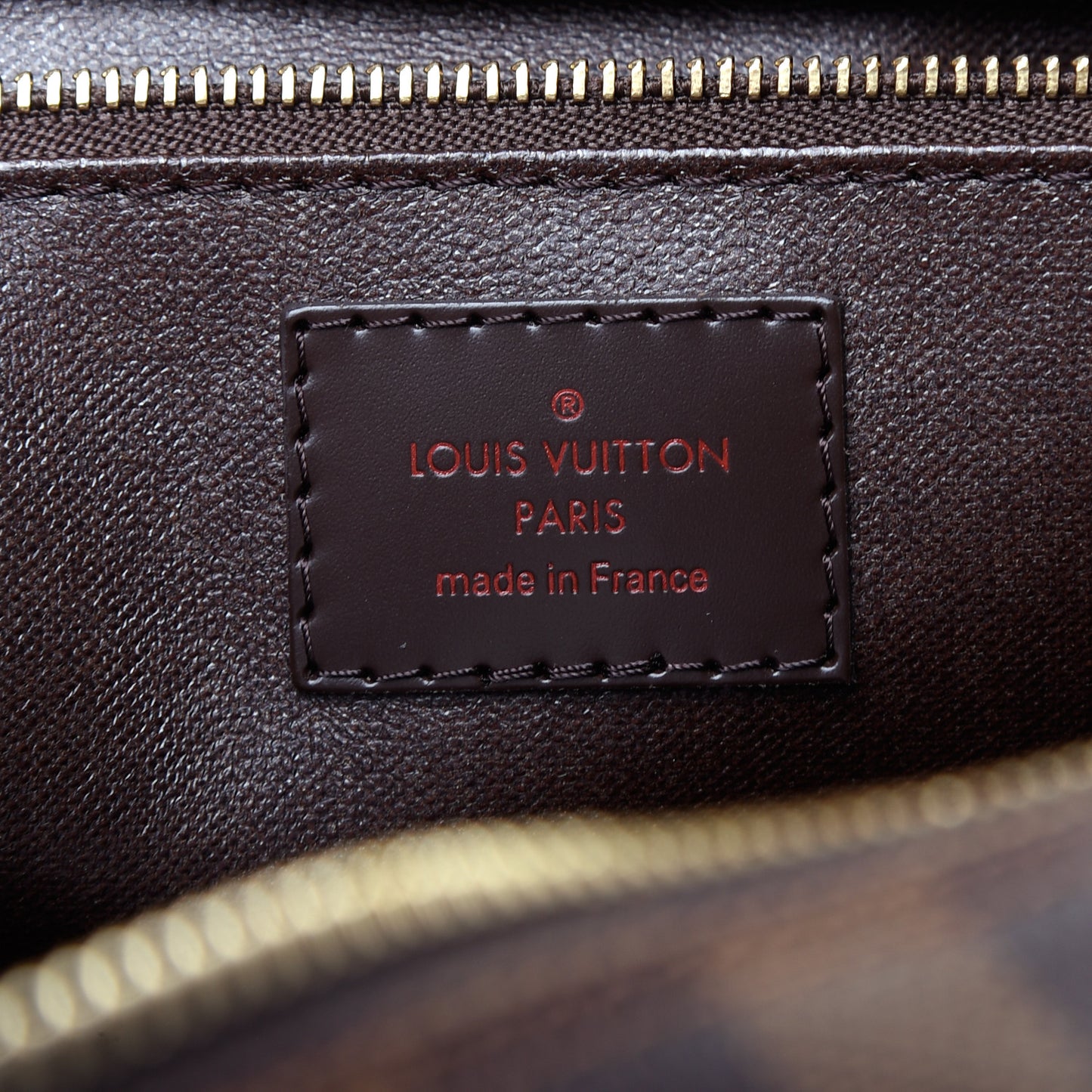 Damier Ebene Toiletry Bag 25