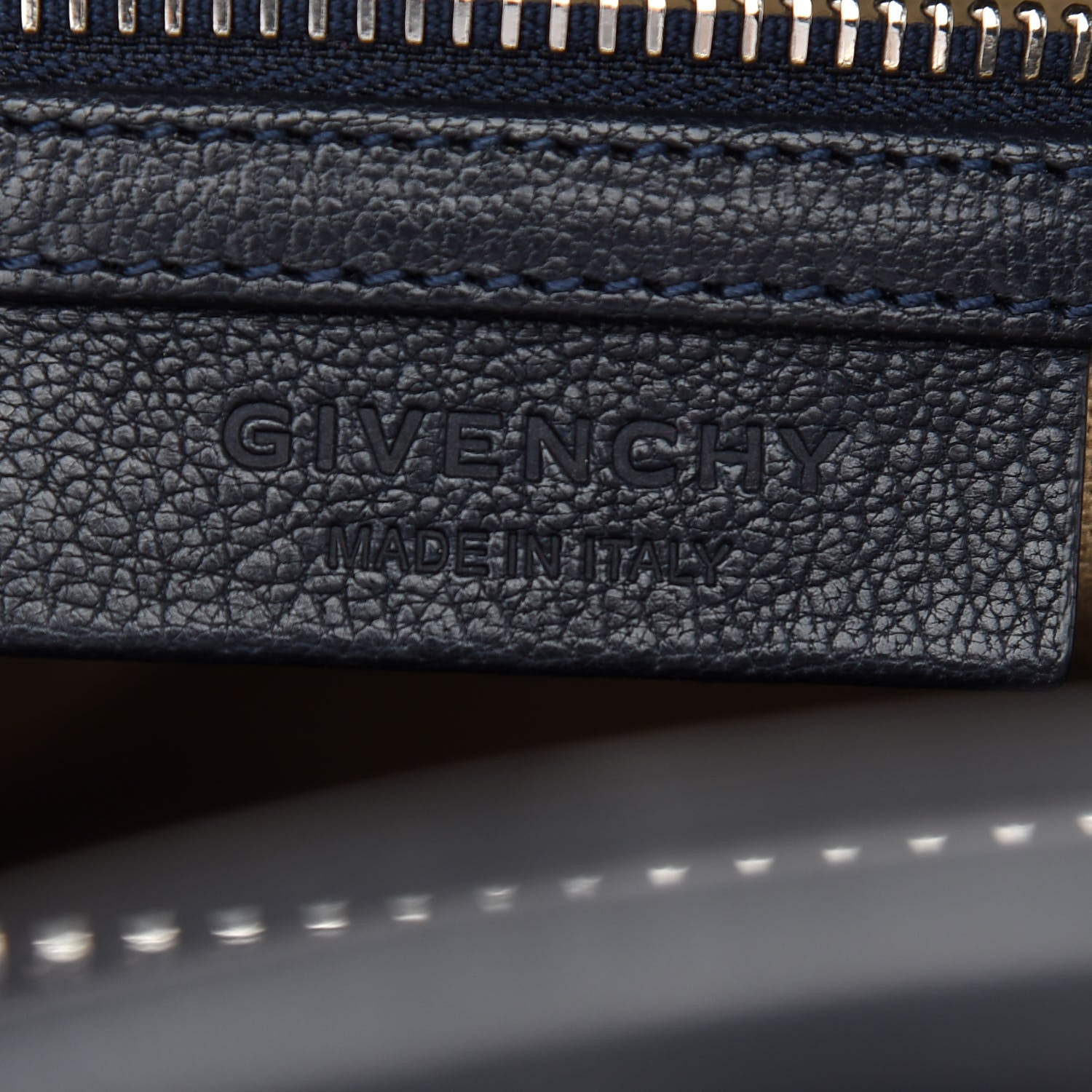 Givenchy Sugar Goatskin Medium Antigona Navy 6 of 11