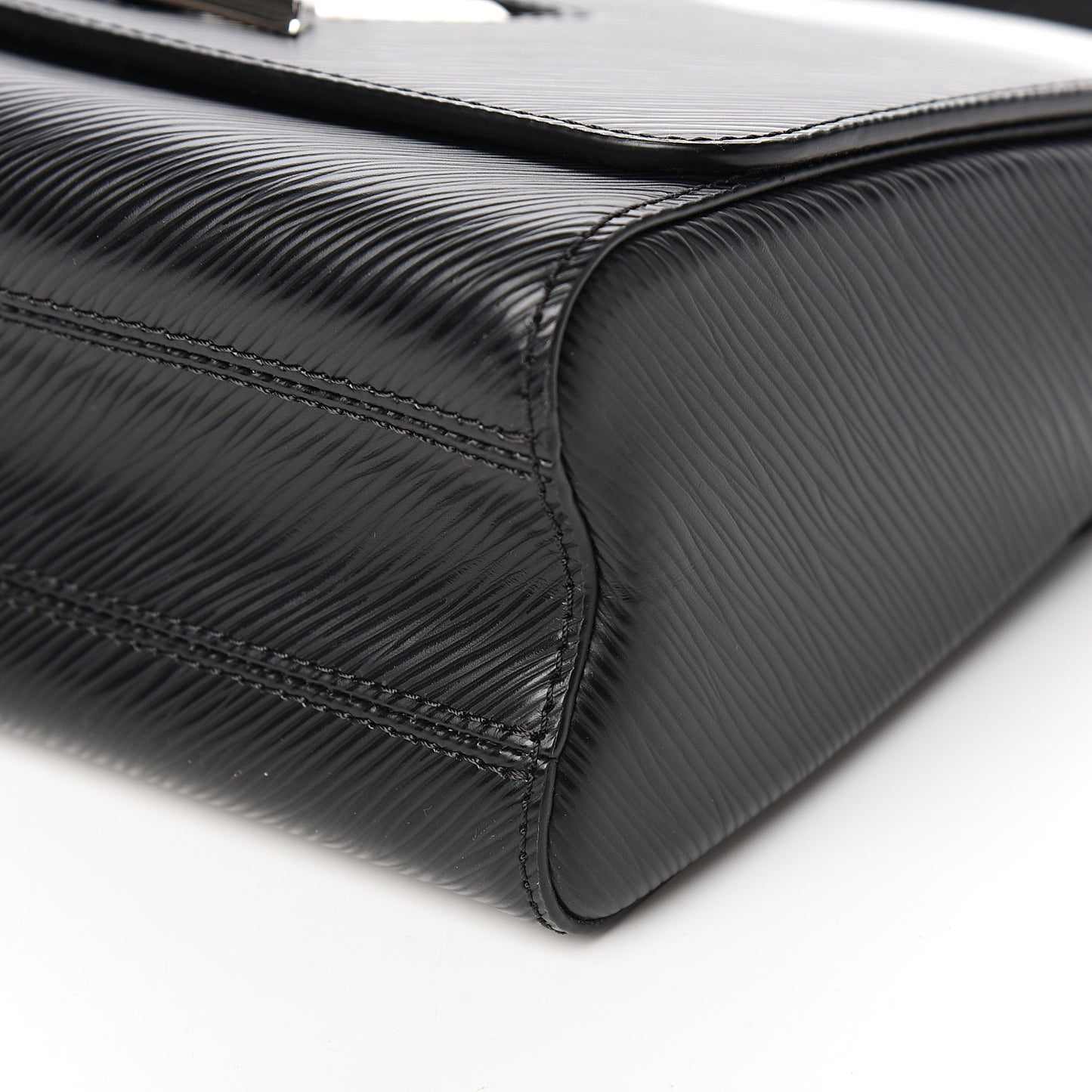 Epi Twist Shoulder Bag MM Black
