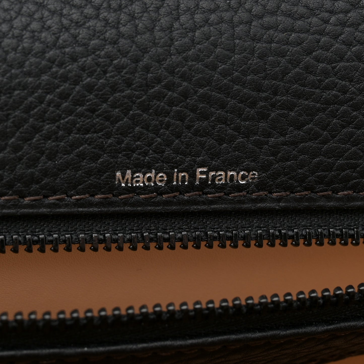 Grained Calfskin MM Tribal Stitch Tempete Satchel Ebene Ivory Black