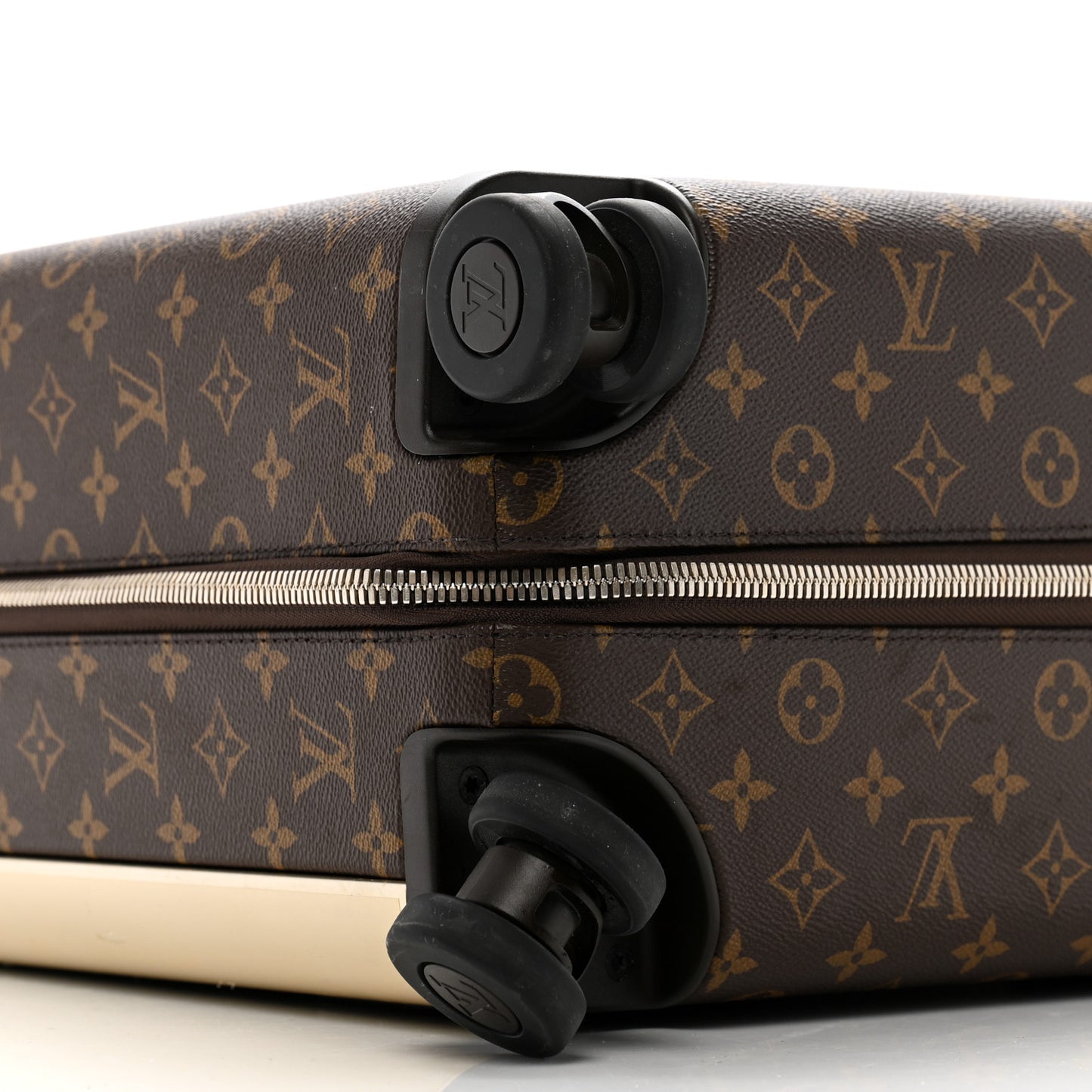 Monogram Horizon 50
