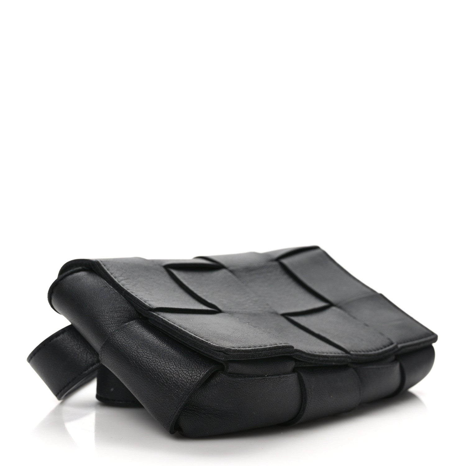 Bottega Veneta Nappa Maxi Intreccio The Belt Cassette Bag Black 4 of 9