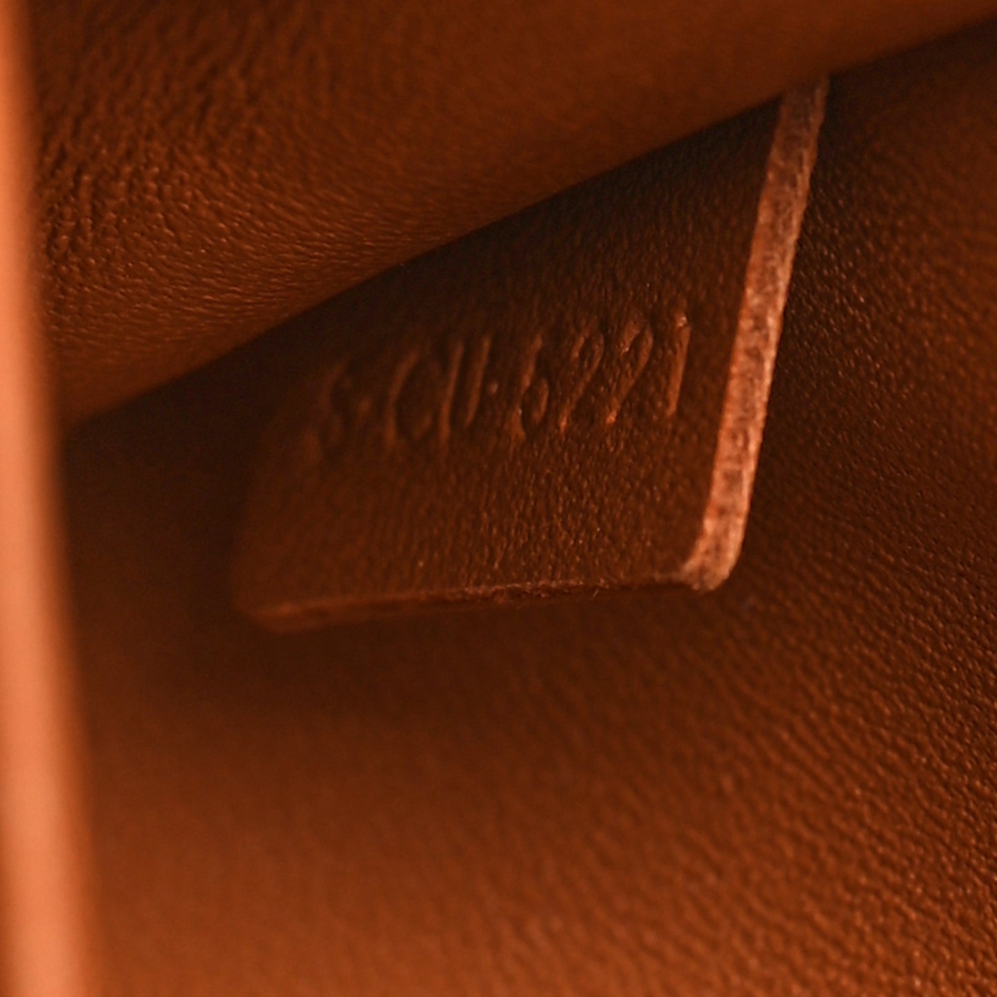 Natural Calfskin Triomphe Shoulder Bag Tan