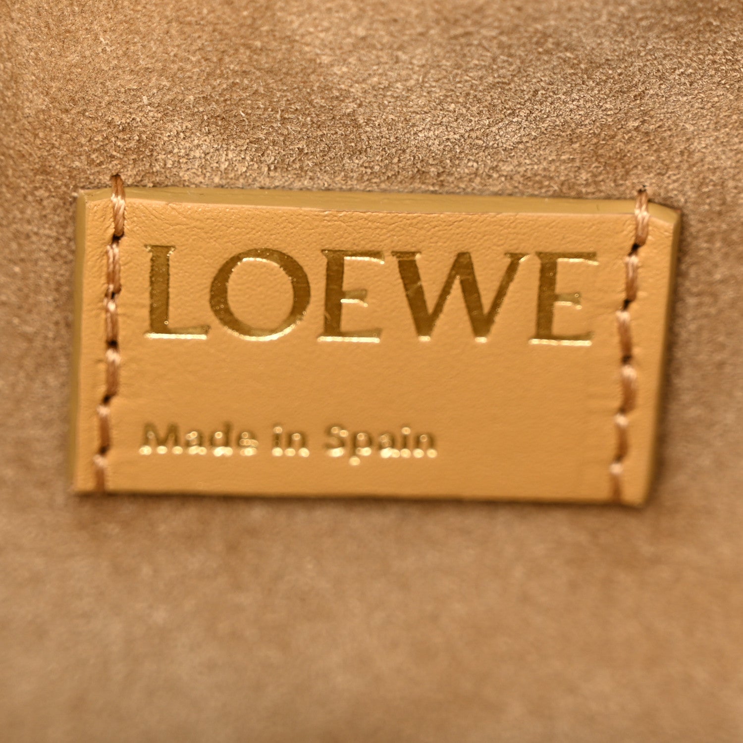 Loewe Mellow Nappa Donut Medium Chain Flamenco Knot Clutch Sahara 6 of 11