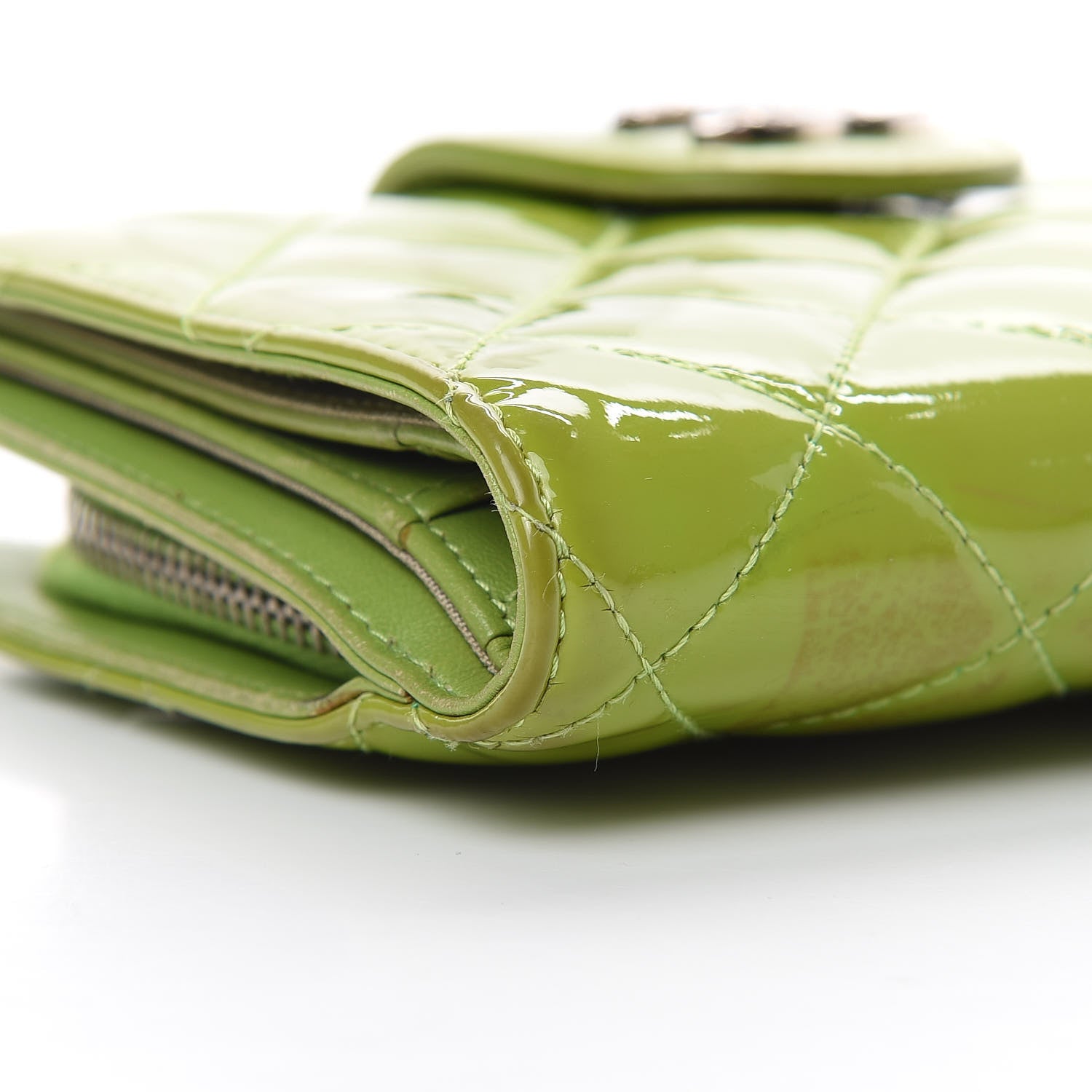 Chanel Patent Quilted Brilliant Zipped Pocket Wallet Green 17 of 18
