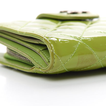 Chanel Patent Quilted Brilliant Zipped Pocket Wallet Green 17 of 18