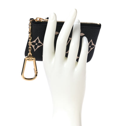 Louis Vuitton Empreinte Monogram Giant Key Pouch Black Beige 2 of 10
