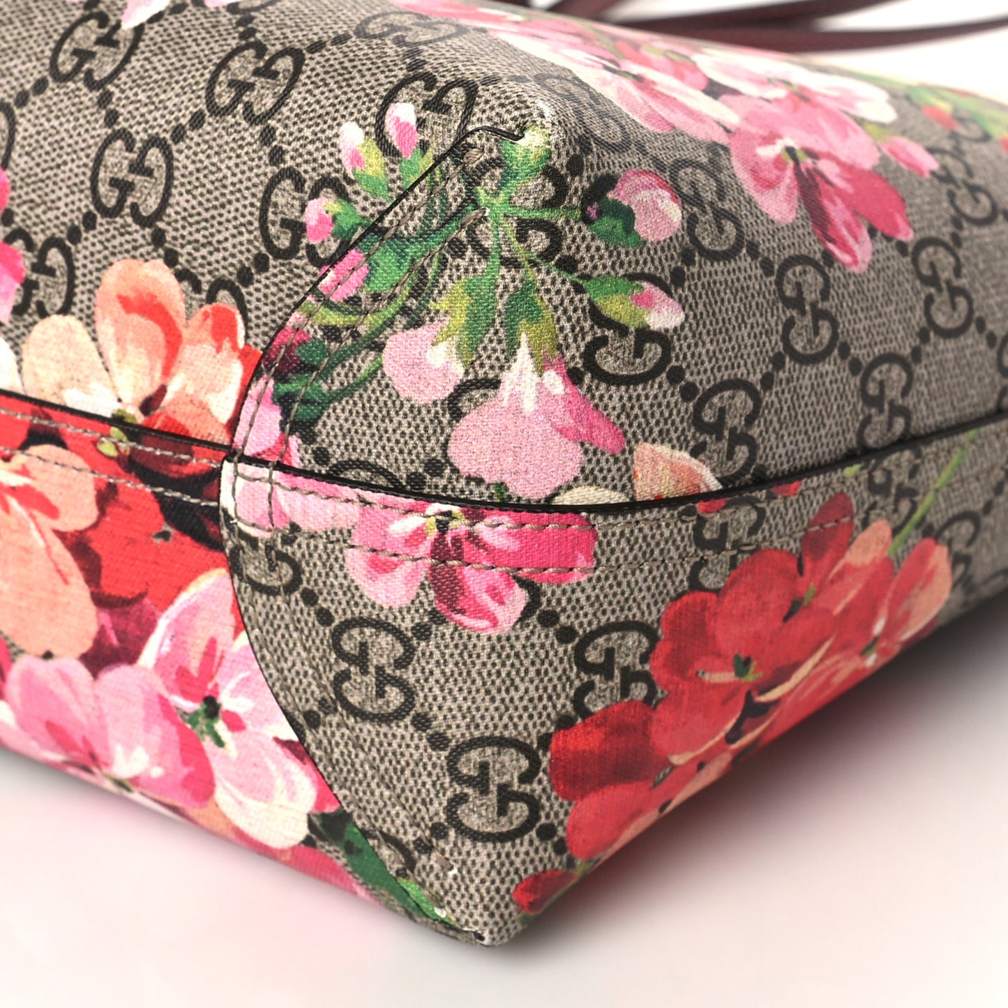 GG Supreme Monogram Blooms Small Reversible Tote Beige Multicolor Dry Rose