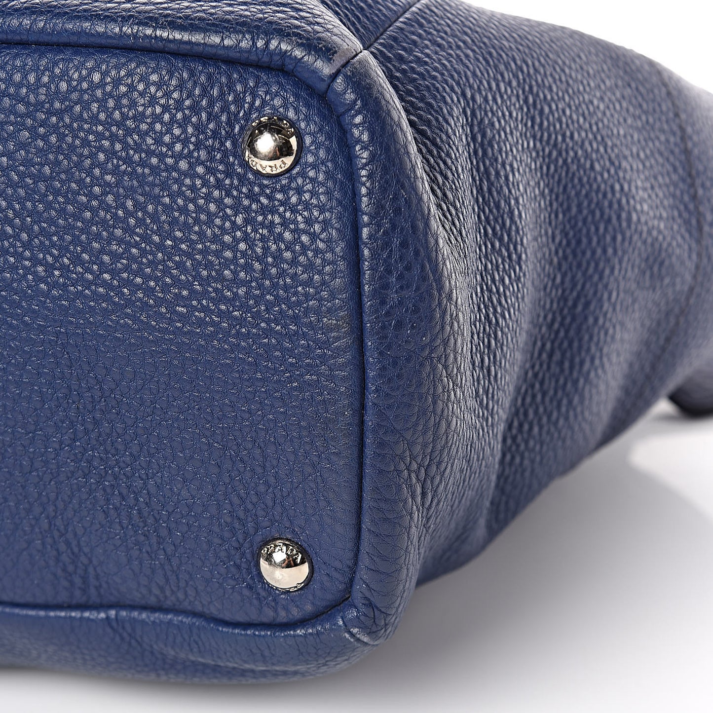 Vitello Daino Side Pocket Tote Inchiostro