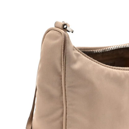 Prada Nylon Re-Edition 2005 Shoulder Bag Cammeo 16 of 17