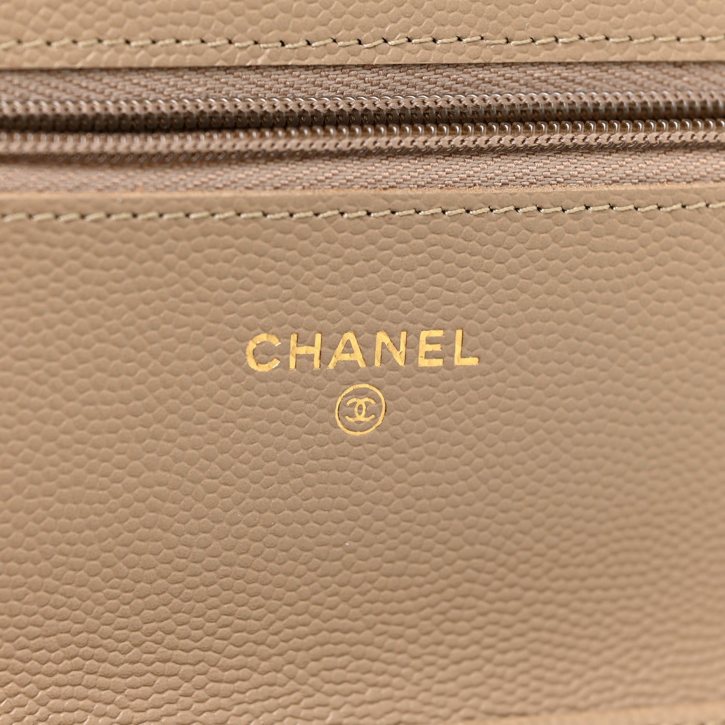 Caviar Quilted Wallet On Chain WOC Beige