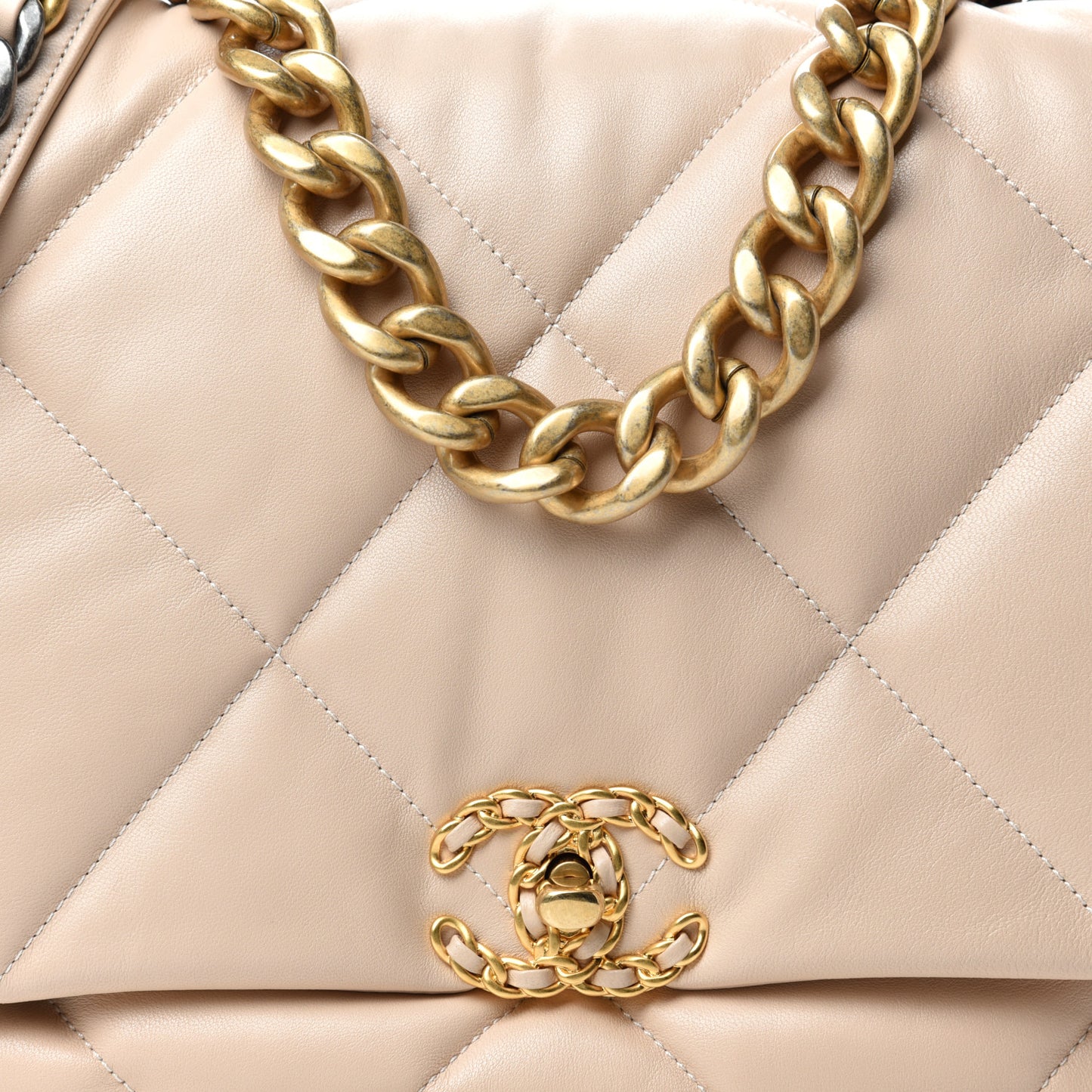 Lambskin Quilted Maxi Chanel 19 Flap Light Beige