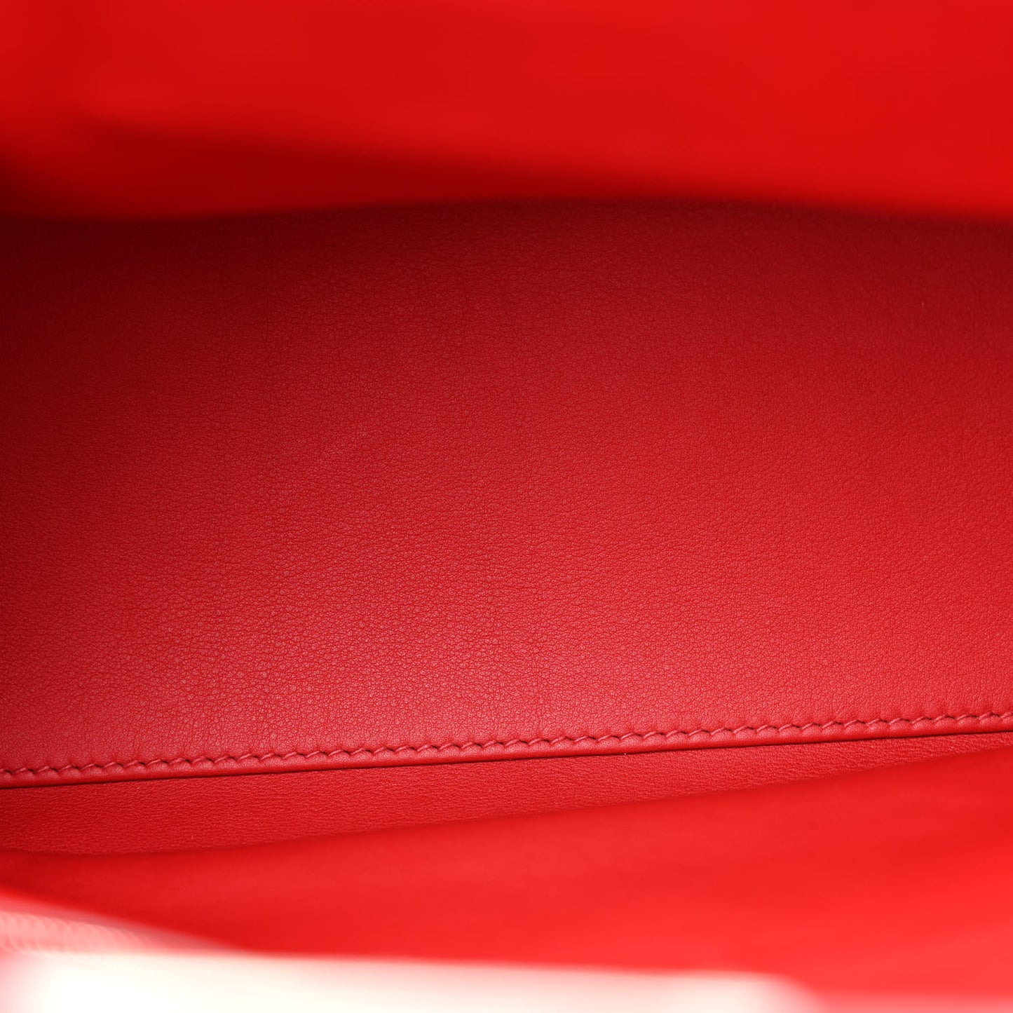 Togo Swift 24/24 29 Rouge Vif