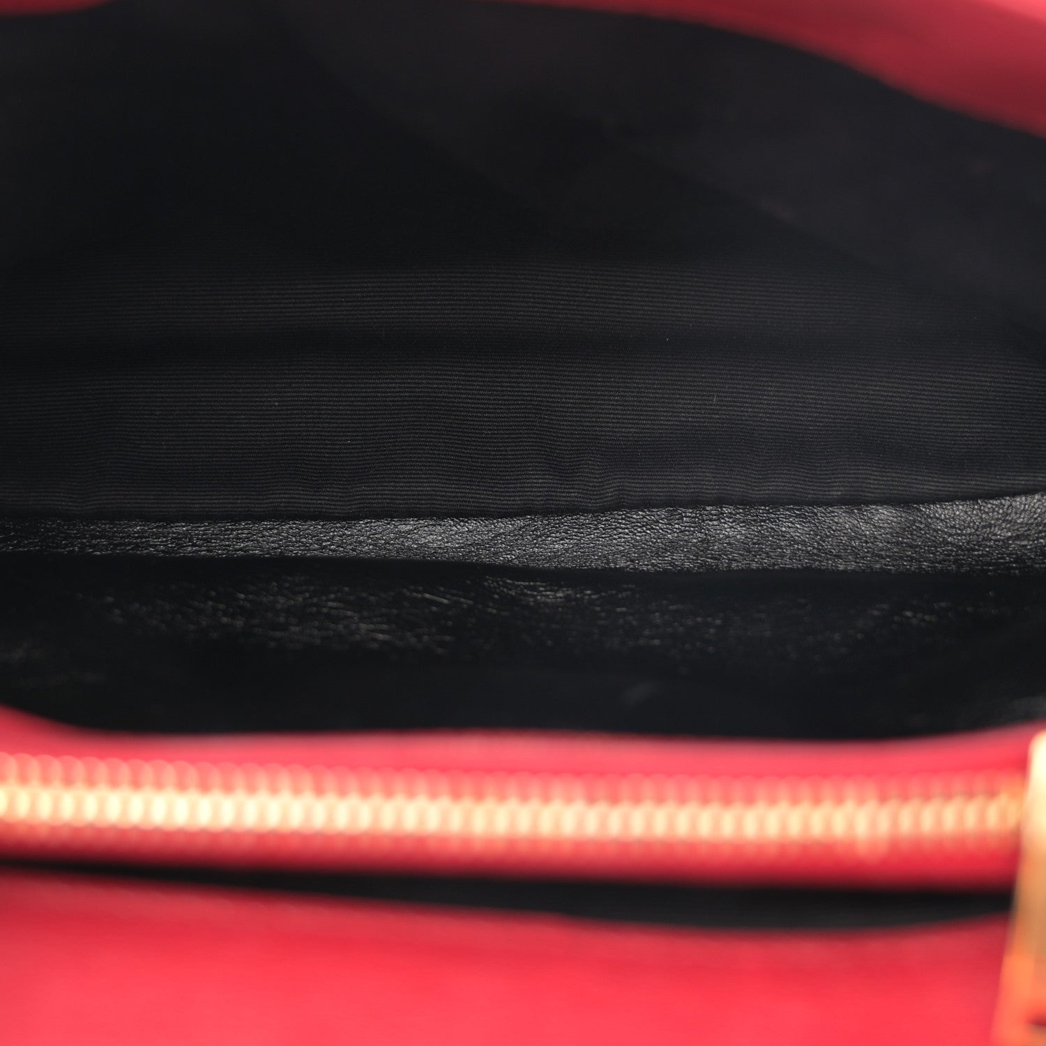 Saint Laurent Sheepskin Matelasse Chevron Monogram Medium College Bag Rouge 5 of 14