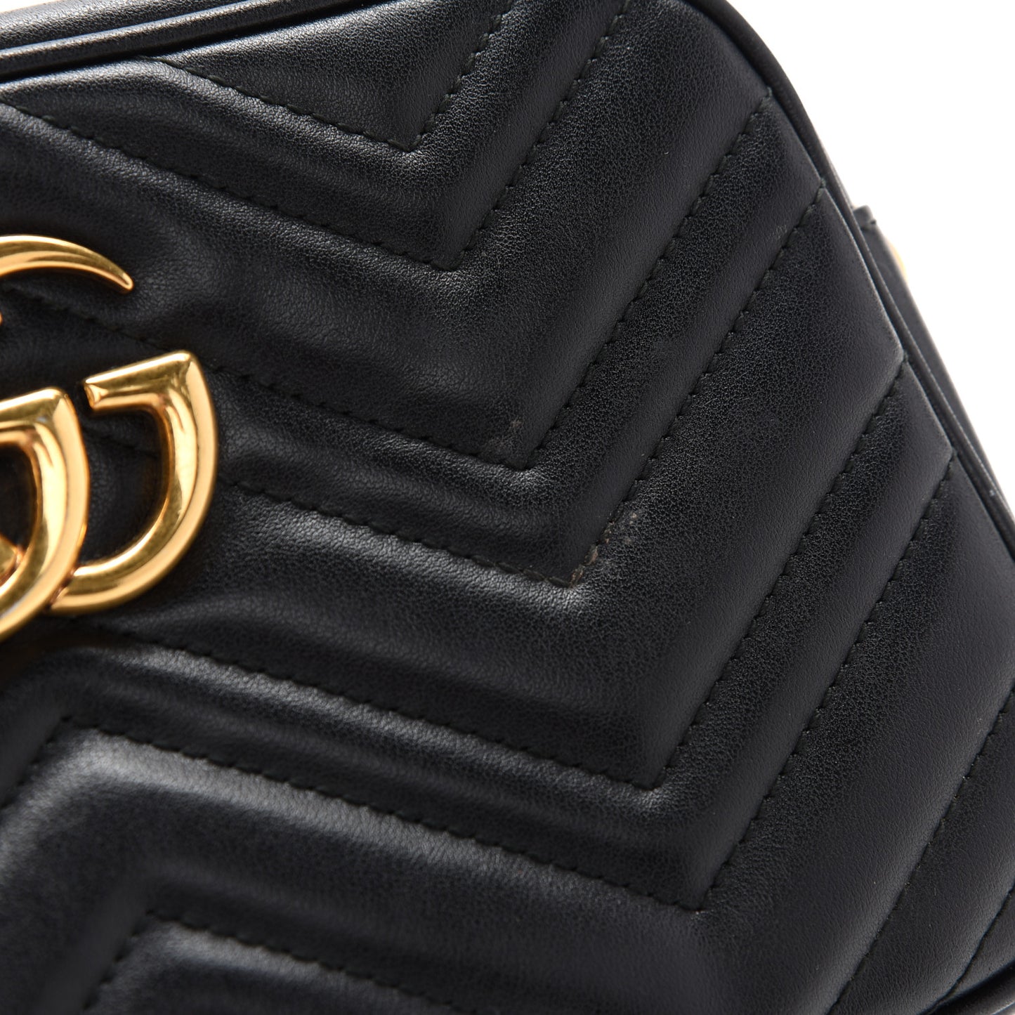 Calfskin Matelasse Small GG Marmont Chain Shoulder Bag Black
