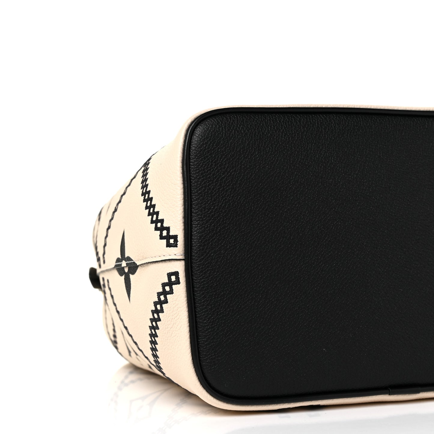 Empreinte Monogram Giant Broderies Neonoe MM Cream Black