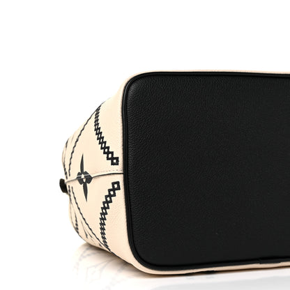Louis Vuitton Empreinte Monogram Giant Broderies Neonoe MM Cream Black 7 of 8