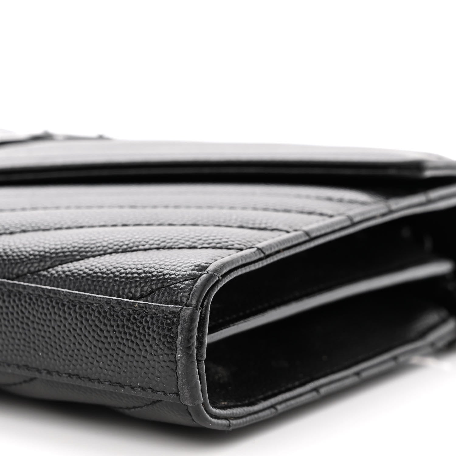 Saint Laurent Grain De Poudre Matelasse Chevron Monogram Monochrome Chain Wallet Black 10 of 13
