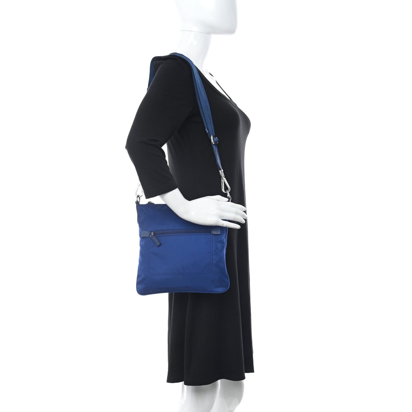 Tessuto Nylon Saffiano Flat Messenger Bag Bluette