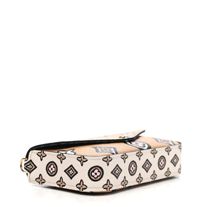 Louis Vuitton Monogram Wild At Heart Felicie Strap & Go Arizona Creme 3 of 4