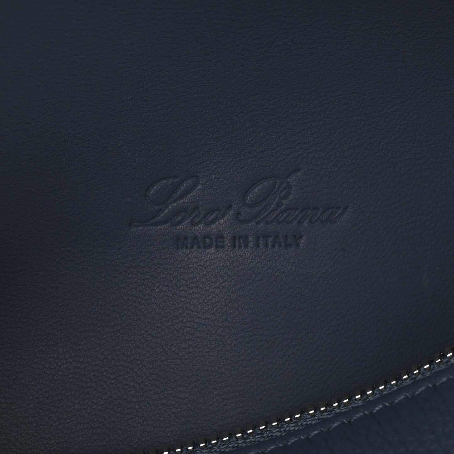 Grained Calfskin L19 Extra Pocket Pouch Cloud Sky