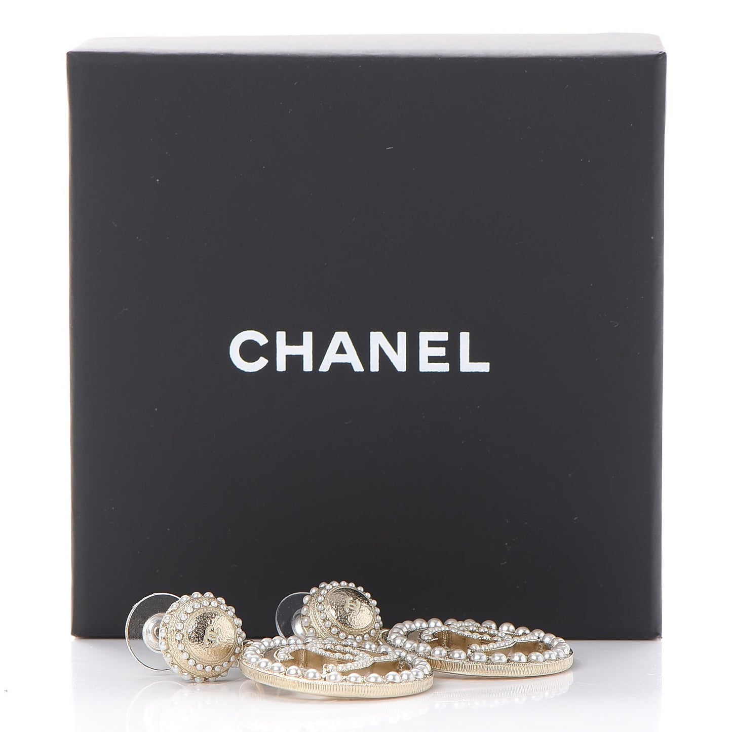 Pearl CC Drop Earrings Light Gold