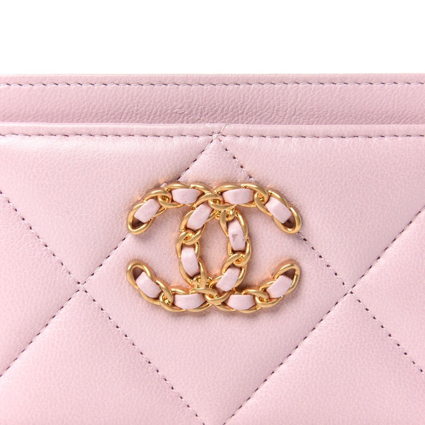 Lambskin Quilted Chanel 19 Card Holder Light Pink