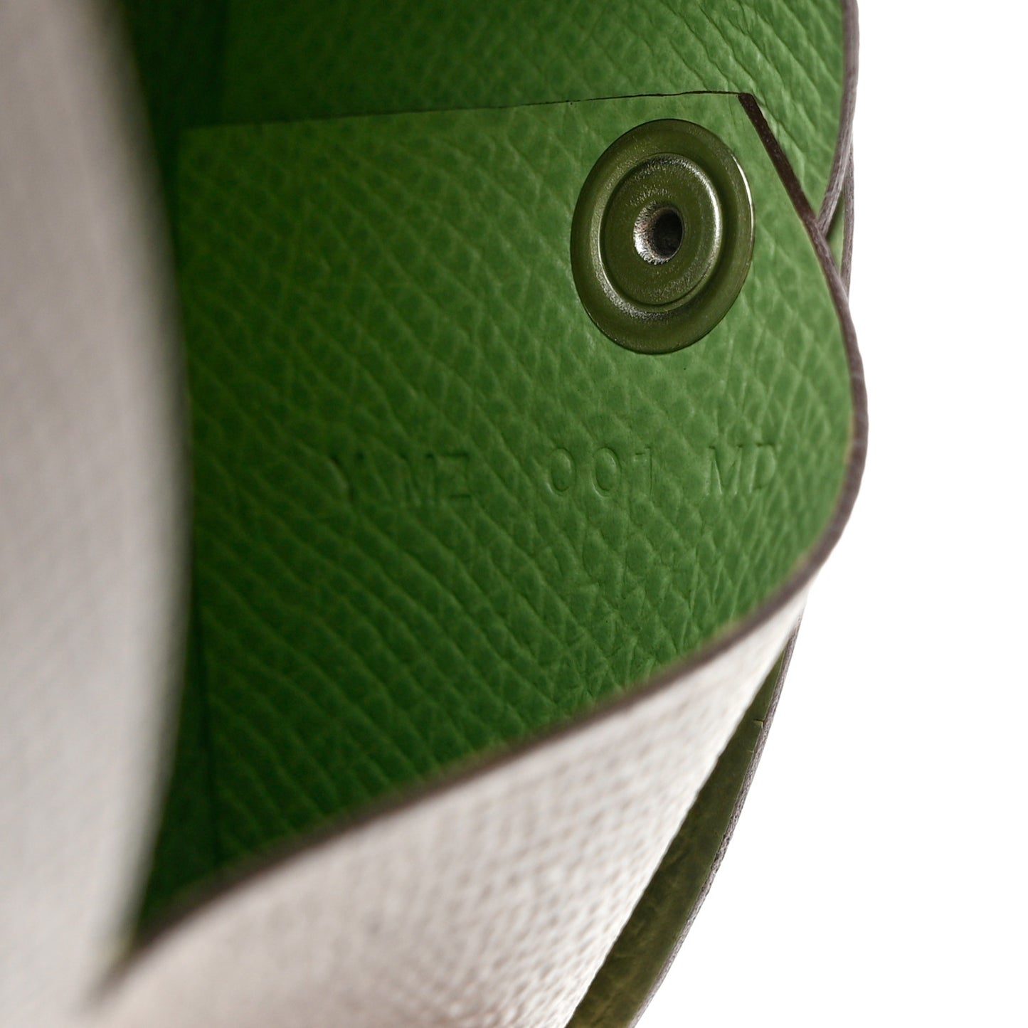 Epsom Verso Calvi Card Case Etain Vert Criquet