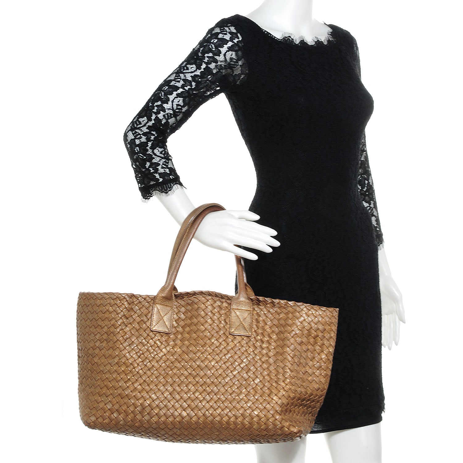 Bottega Veneta Chevre Intrecciato Medium Cabat Ottone 2 of 7