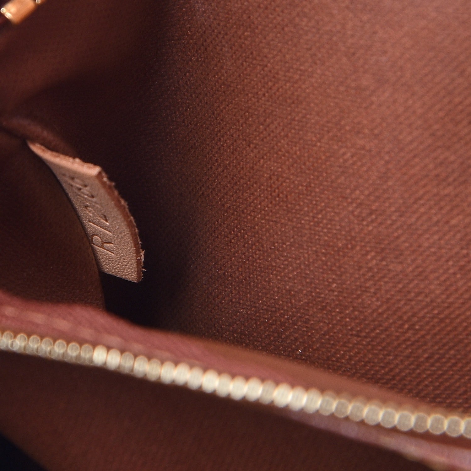 Louis Vuitton Monogram Toiletry Bag 25 7 of 8