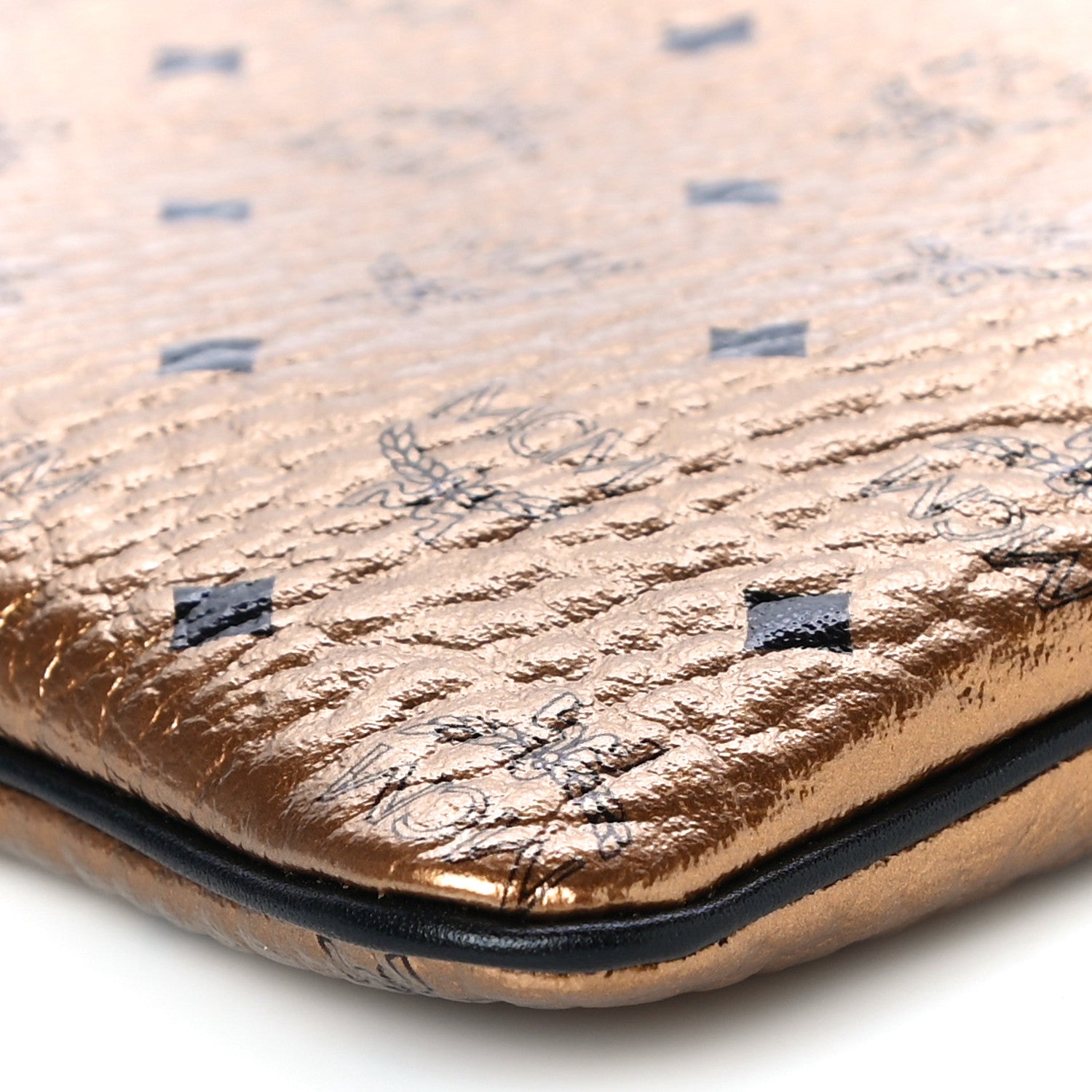 MCM Metallic Visetos Medium Crossbody Pouch Gold 5 of 10