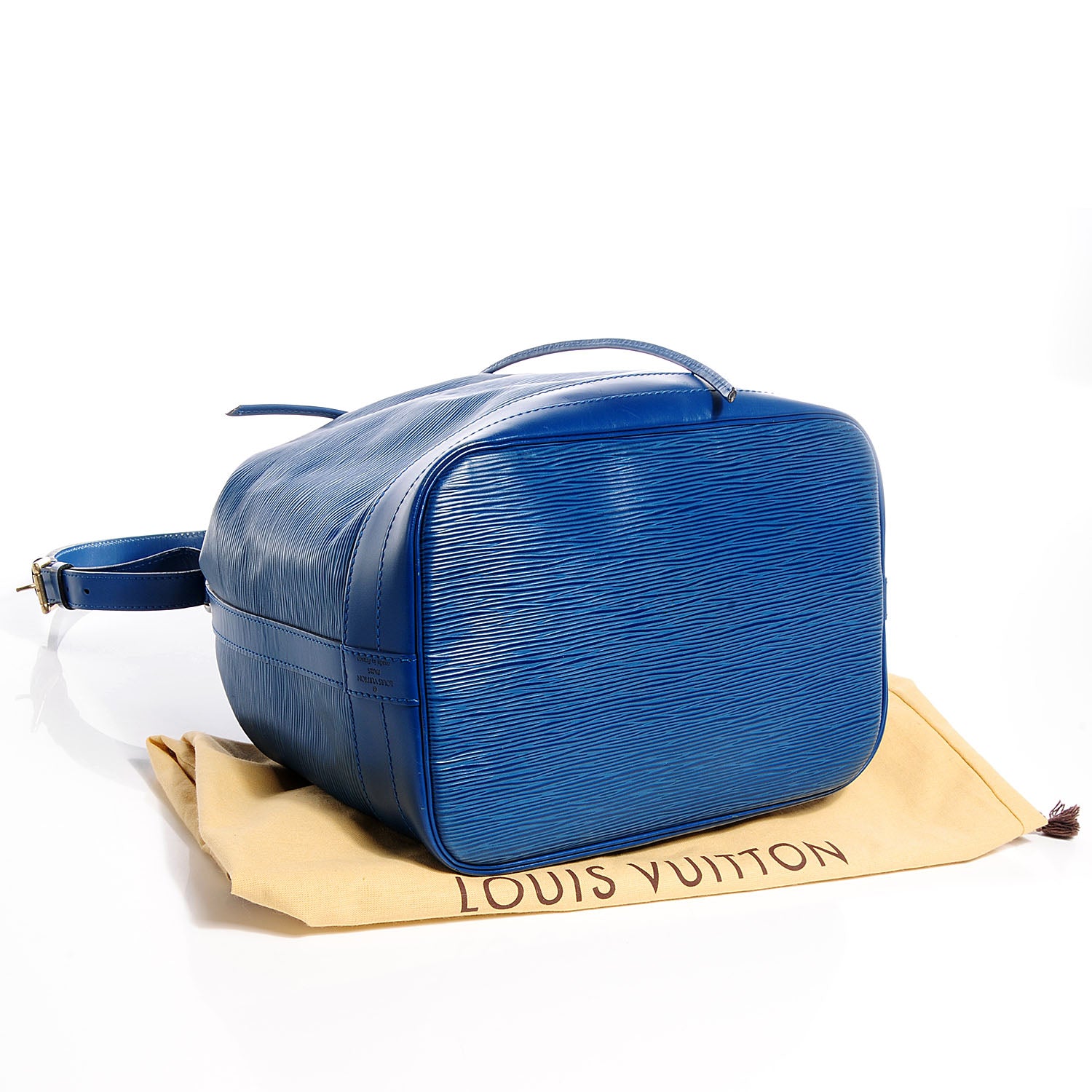 Louis Vuitton Epi Noe Toledo 4 of 7