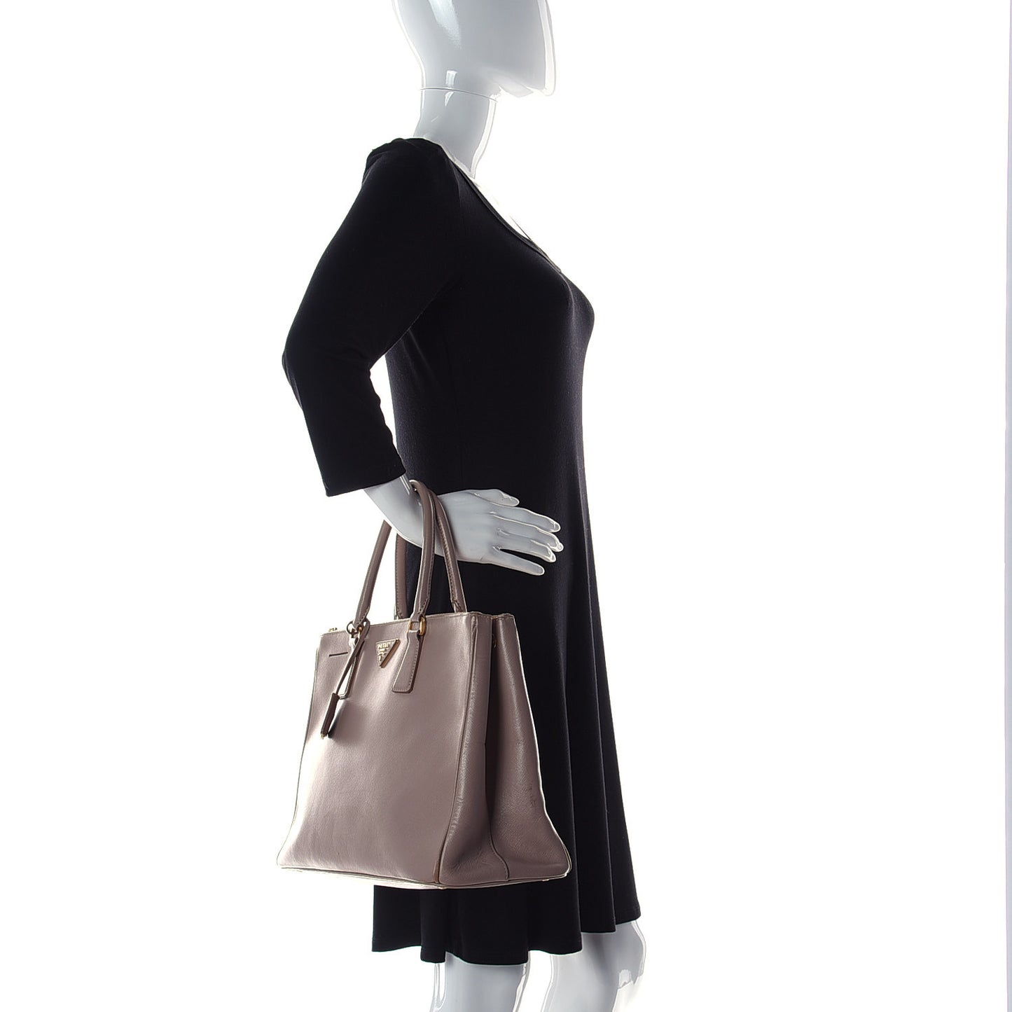 Saffiano Large Galleria Double Zip Tote Cammeo