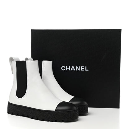 Chanel Calfskin Cap Toe CC Ankle Boots 36 White Black 9 of 9