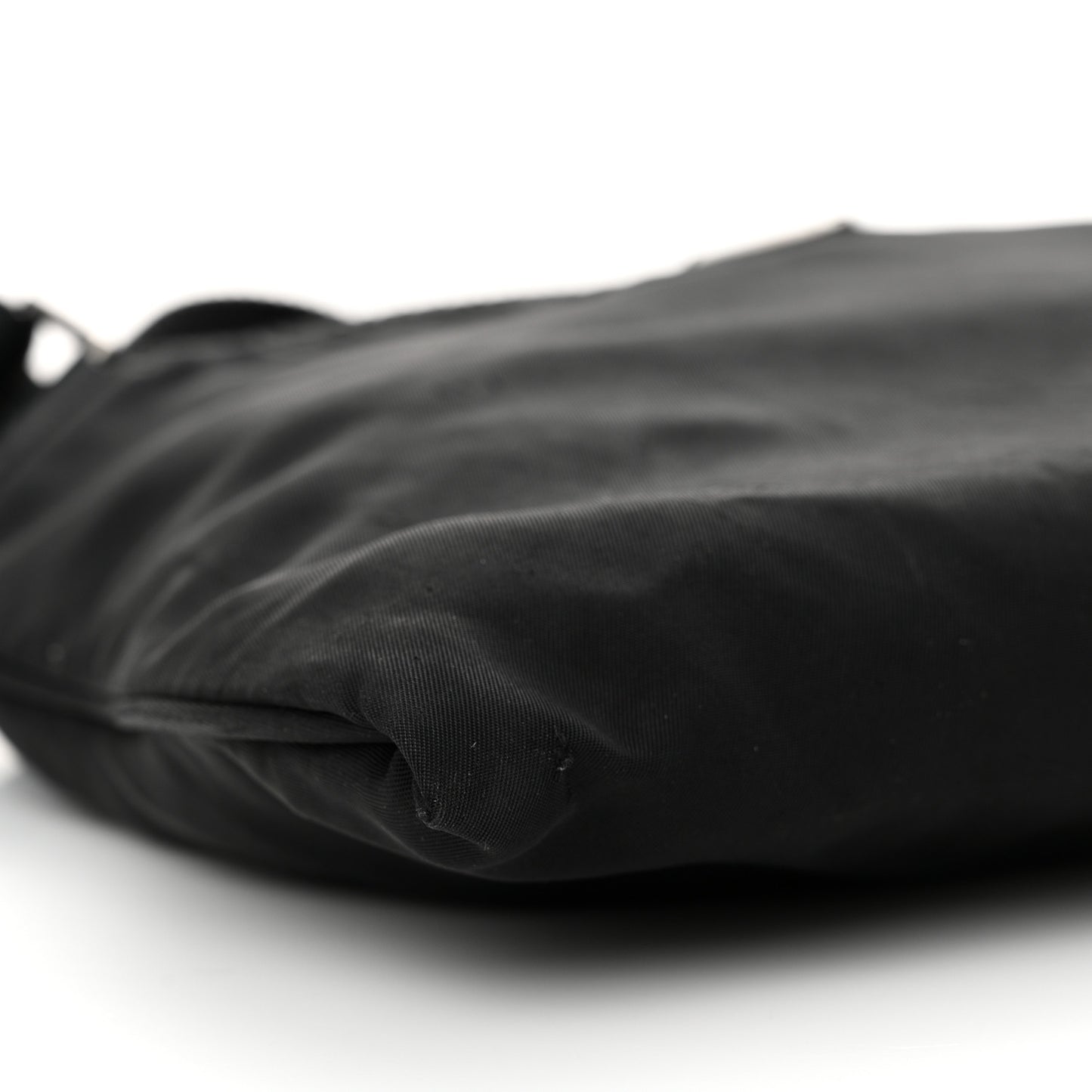 Tessuto Nylon Flat Messenger Bag Black
