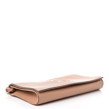 Gucci Pebbled Calfskin Medium Soho Clutch Camelia 4 of 10