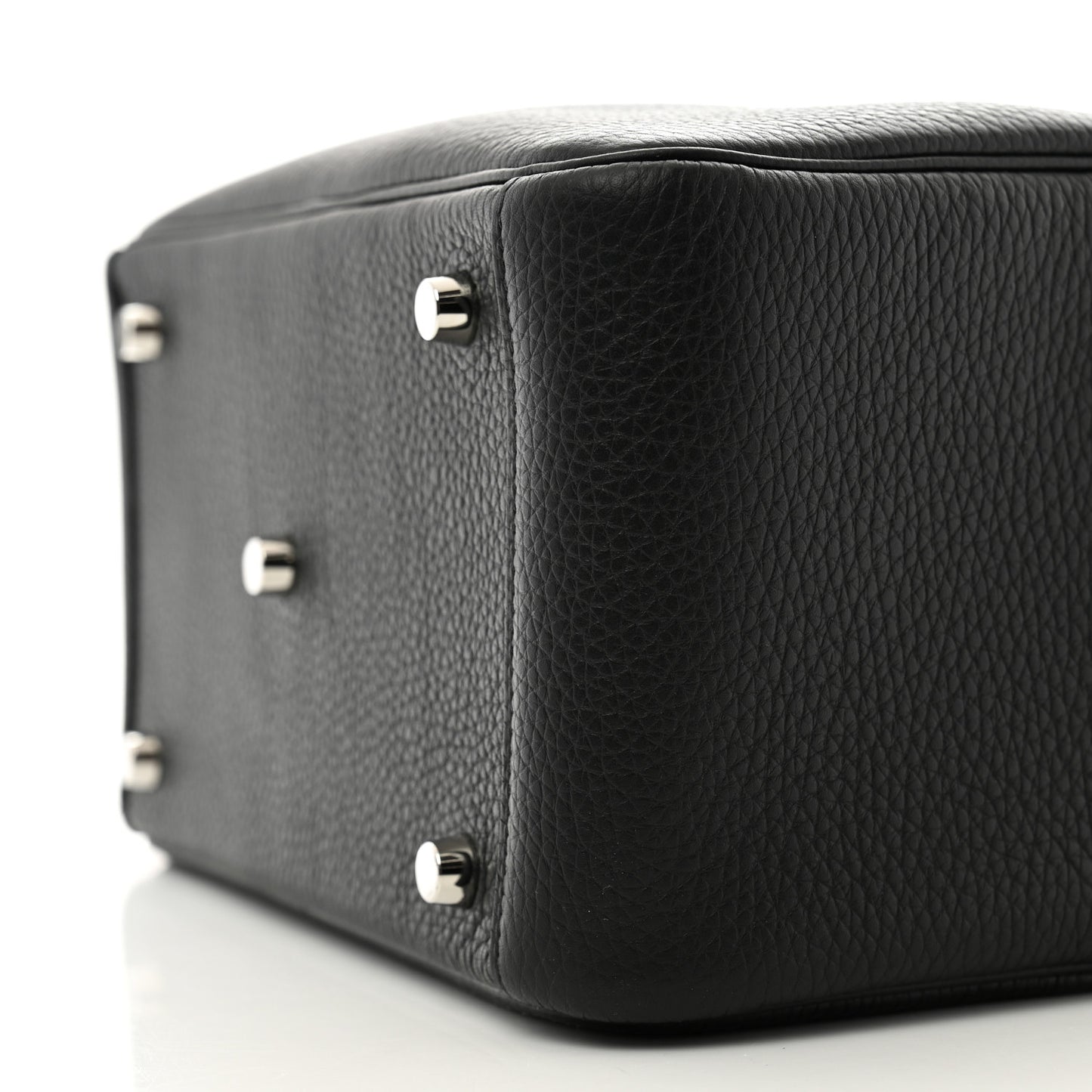 Taurillon Clemence Lindy 26 Black