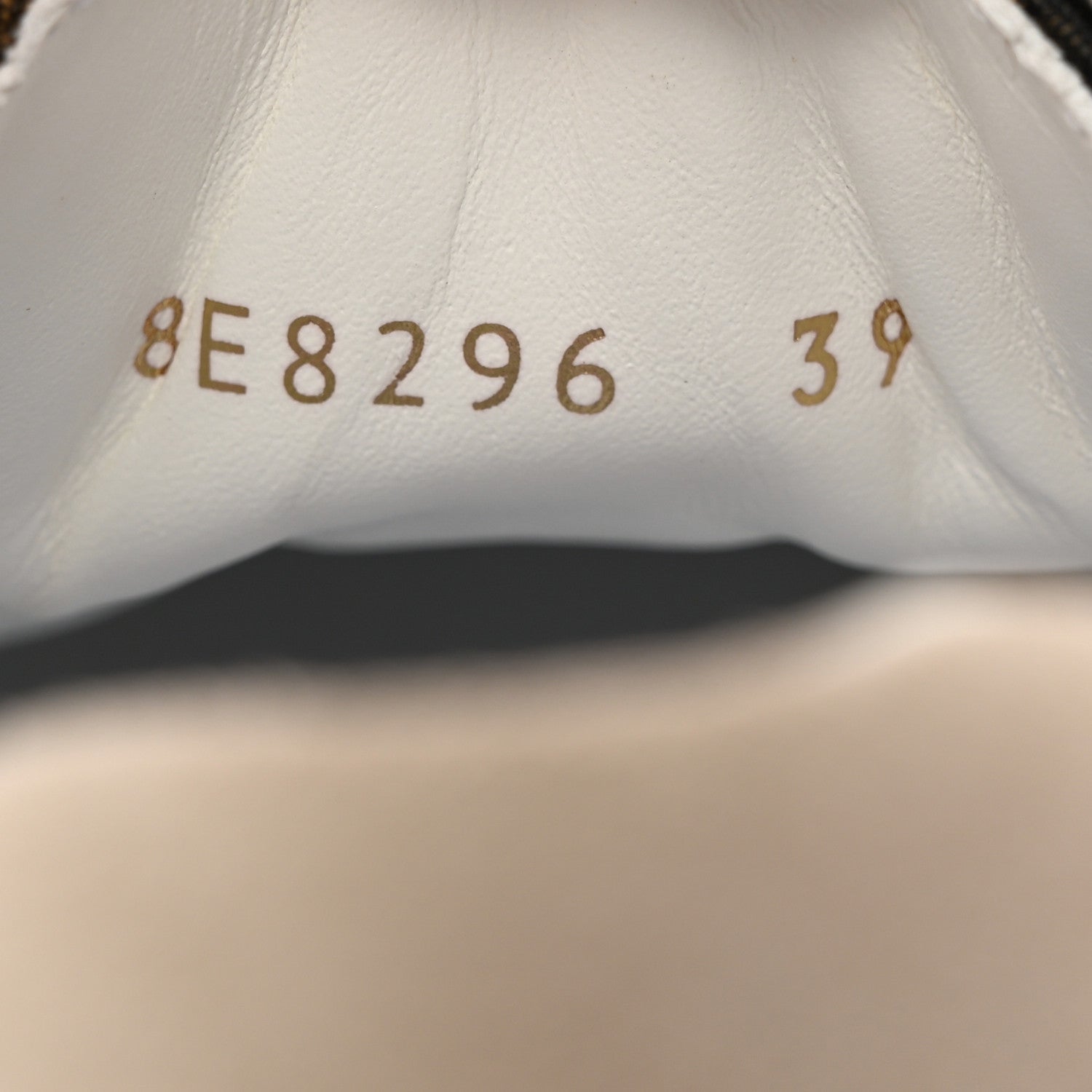 Fendi Fabric Jacquard FF Rainbow Womens Fendi Force Low-Top Sneakers 39 Tobacco Black White Multicolor 9 of 11