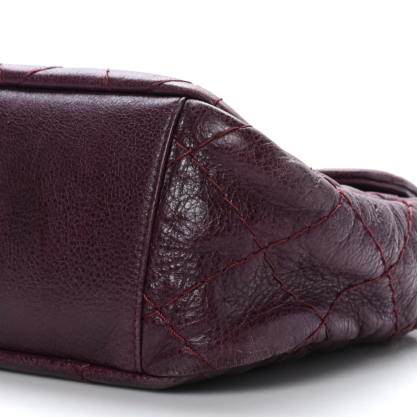 Glazed Calfskin Stitched On The Road Flap Plum