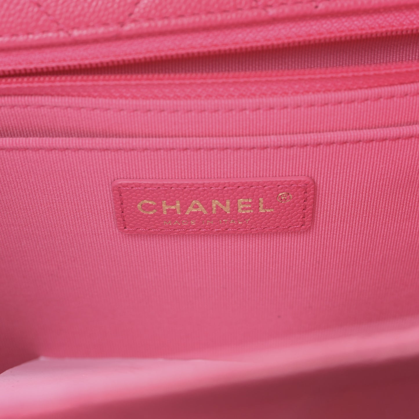 Caviar Quilted XXL Travel Flap Bag Dark Pink